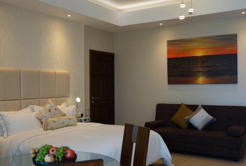 The Penthouse Above Sea Dehiwala-Mount Lavinia Exterior foto