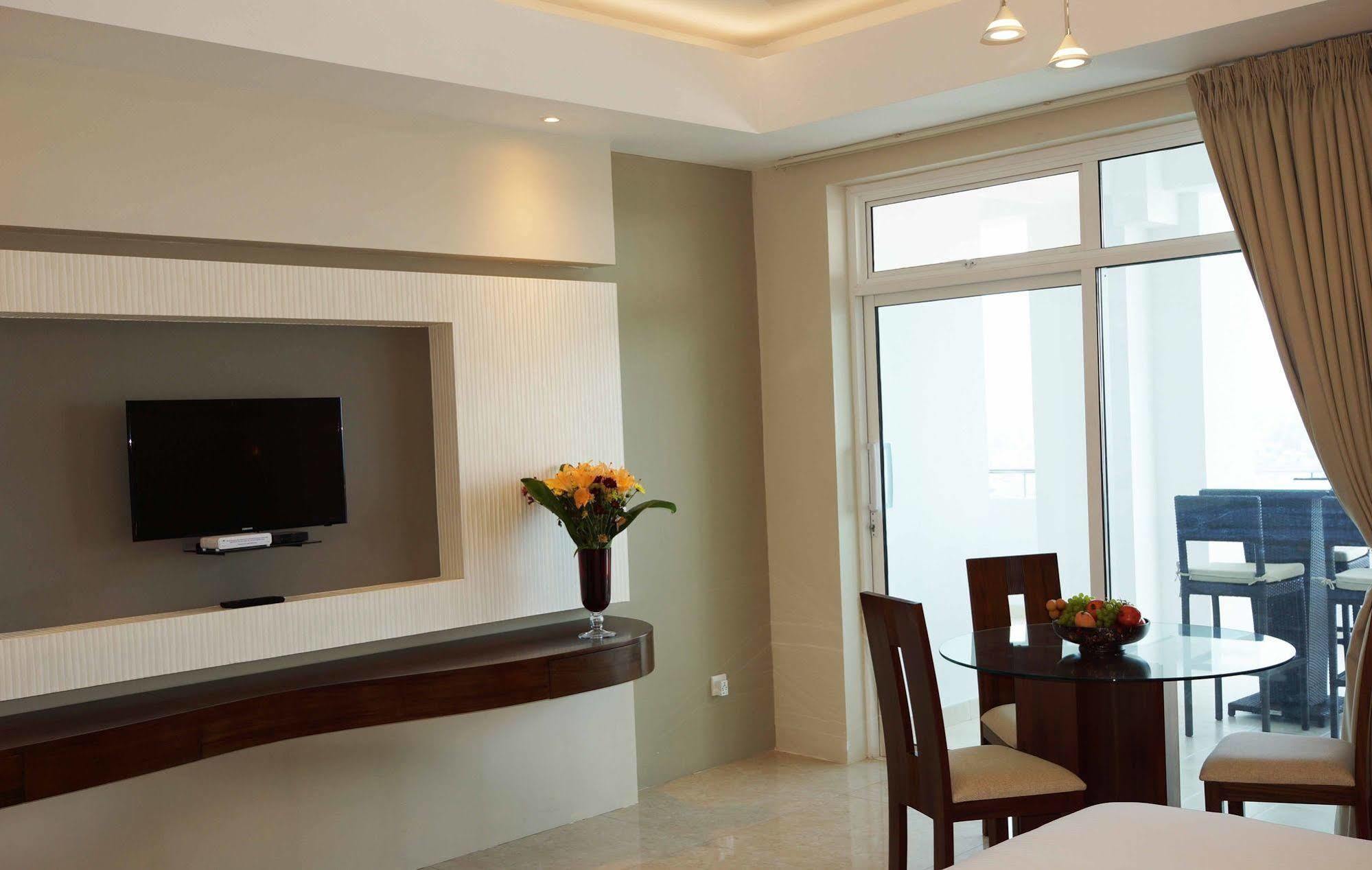 The Penthouse Above Sea Dehiwala-Mount Lavinia Exterior foto